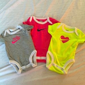 Nike Newborn Onesie (Girl) 3 bundle